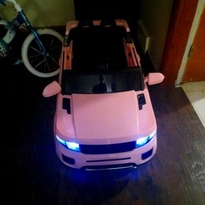 Girls pink jeep